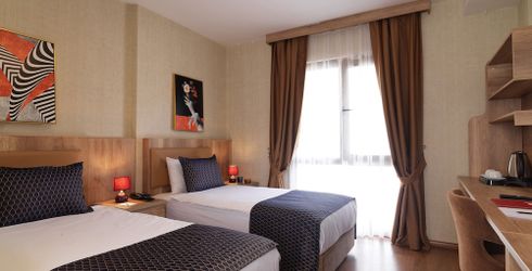 hotel room image