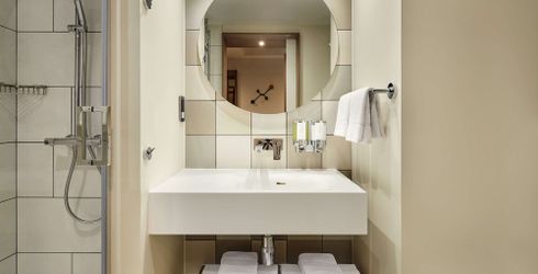 hotel room image