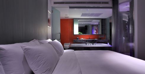 hotel room image