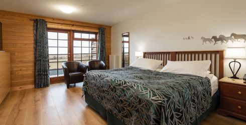 hotel room image