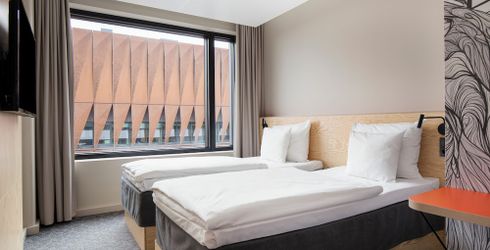 hotel room image
