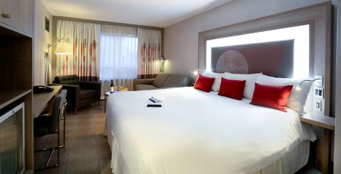 hotel room image