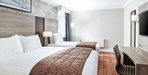 hotel room image