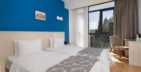 hotel room image