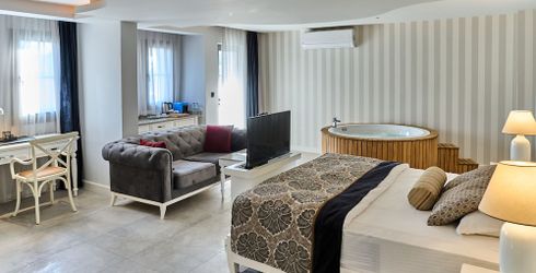 hotel room image