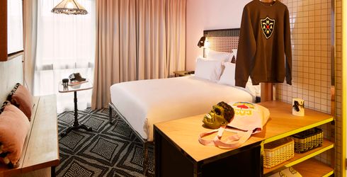 hotel room image