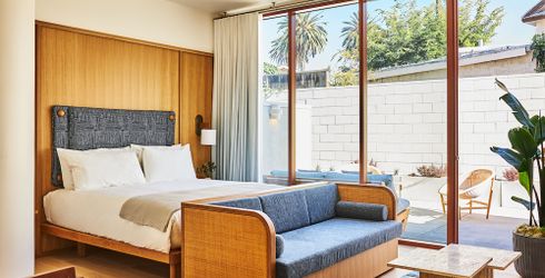 hotel room image