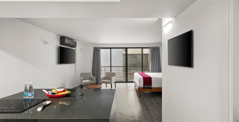 hotel room image
