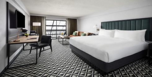 hotel room image
