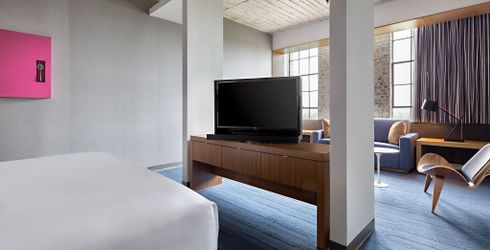 hotel room image