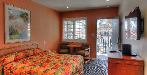 hotel room image