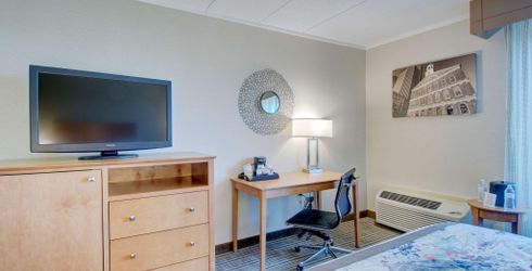hotel room image