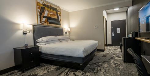hotel room image