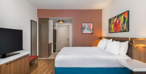 hotel room image