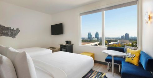 hotel room image