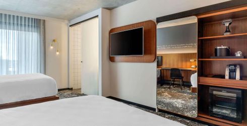 hotel room image