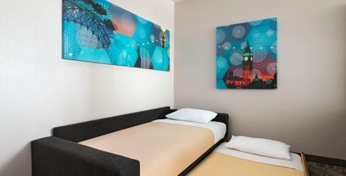 hotel room image