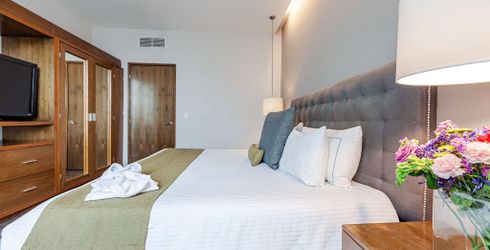 hotel room image