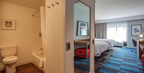 hotel room image