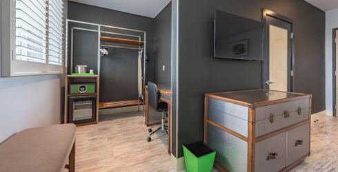 hotel room image