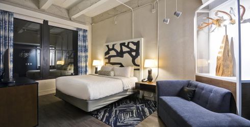 hotel room image
