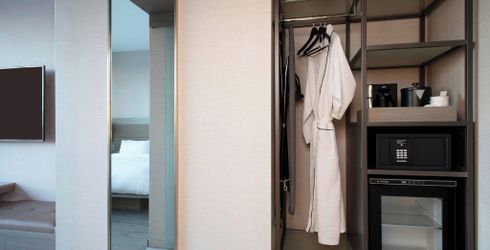 hotel room image