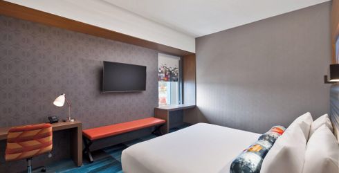 hotel room image