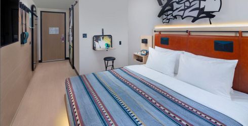 hotel room image