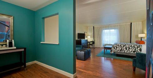hotel room image
