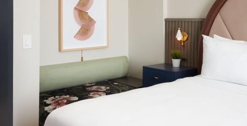 hotel room image