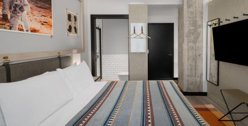 hotel room image