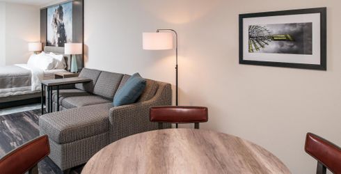 hotel room image