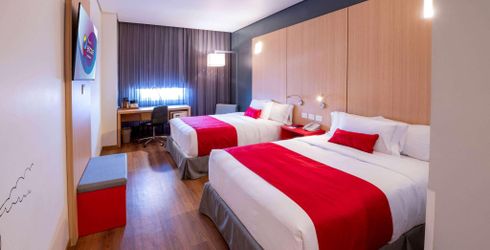 hotel room image