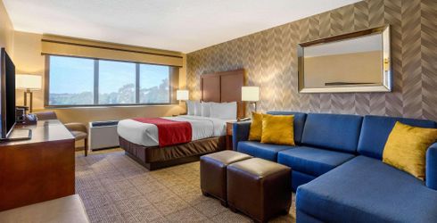 hotel room image