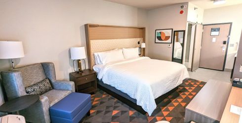 hotel room image