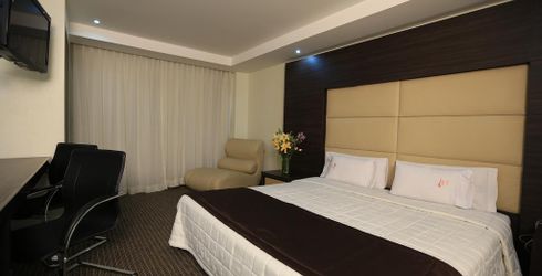 hotel room image