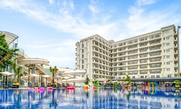 Bonita Luxury Resort & Spa hotel in Durres