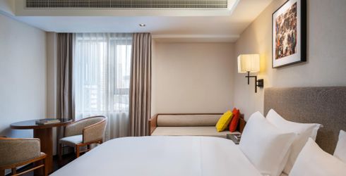 hotel room image