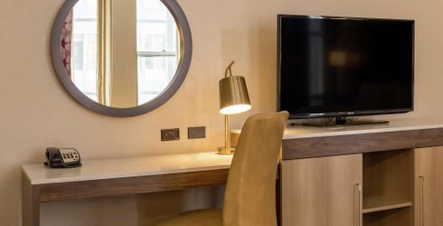 hotel room image