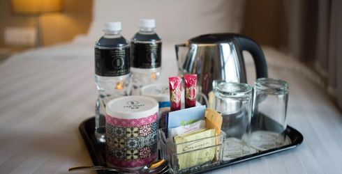 hotel room image