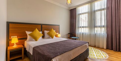 hotel room image