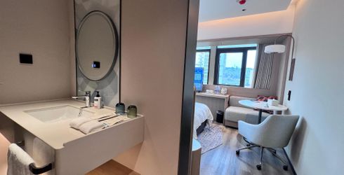 hotel room image