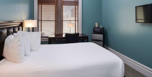 hotel room image