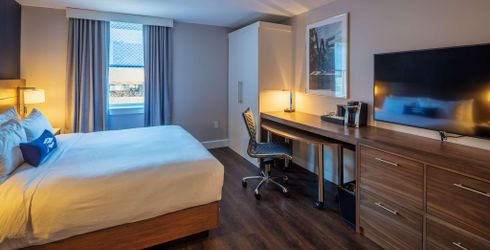 hotel room image
