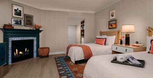 hotel room image