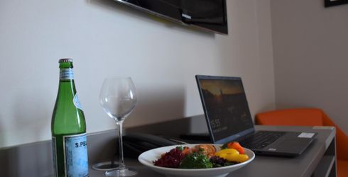 hotel room image