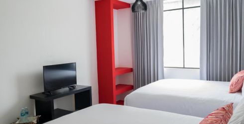 hotel room image