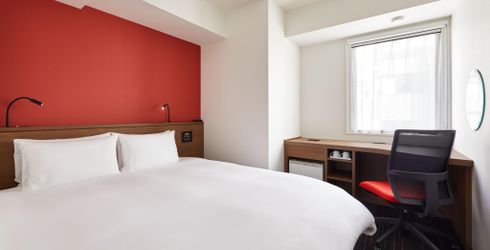 hotel room image