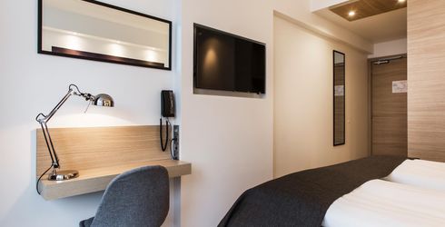 hotel room image