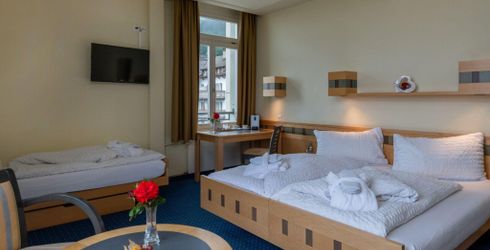 hotel room image